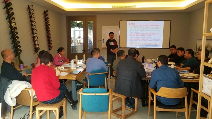 �Ϲ�����(�й���)���޹�˾����