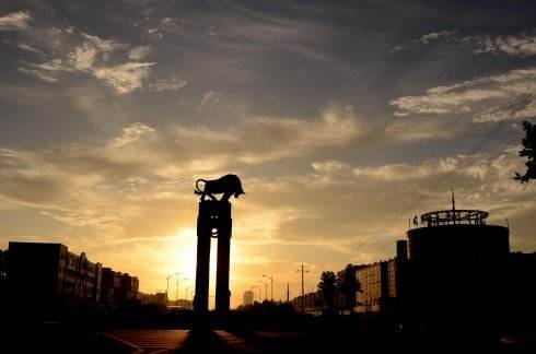 �Ϲ�����(�й���)���޹�˾����